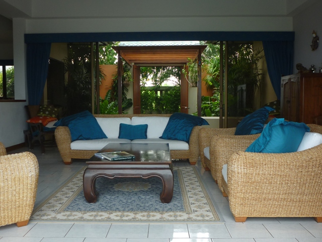 Big Buddha Bay View, Lounge from terrace